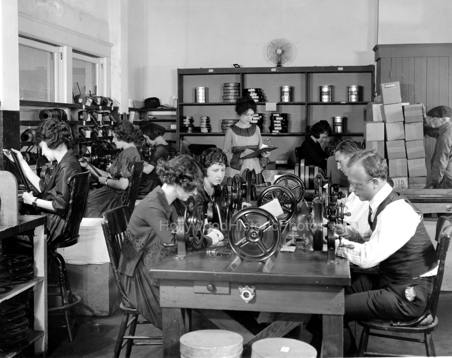 Film Editors 1922 Goldwyn Studios film.jpg